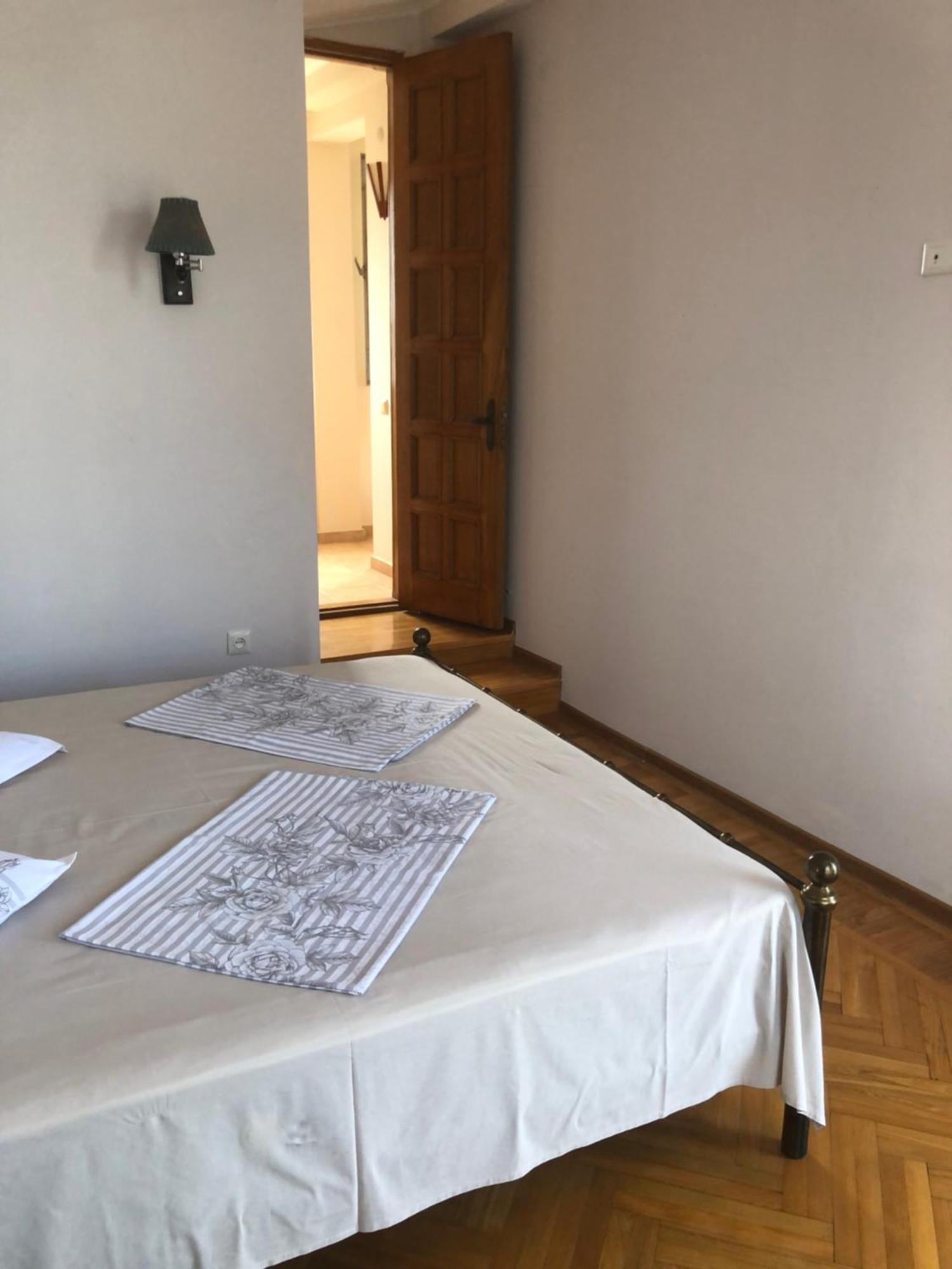 Cozy Guest House In Old Batumi Luaran gambar