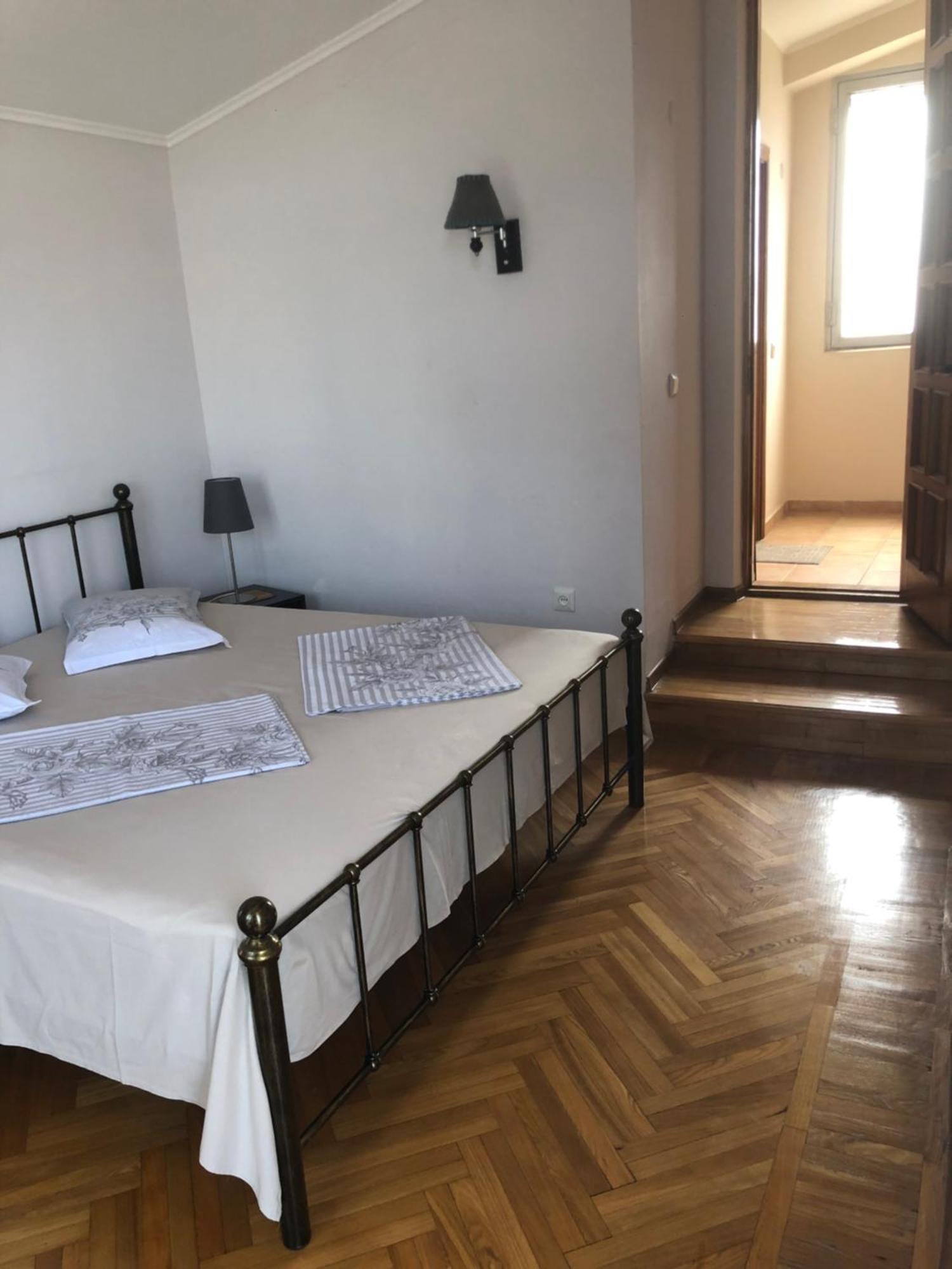 Cozy Guest House In Old Batumi Luaran gambar