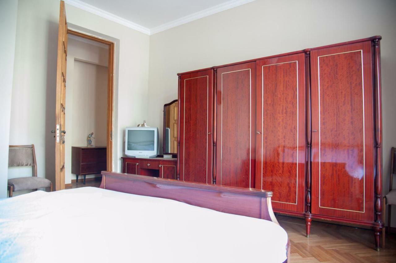 Cozy Guest House In Old Batumi Luaran gambar